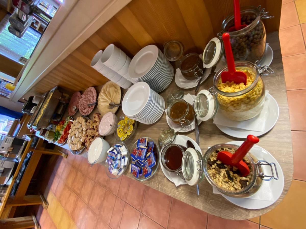Křečovice Juniorcamp Nova Zivohost酒店 外观 照片