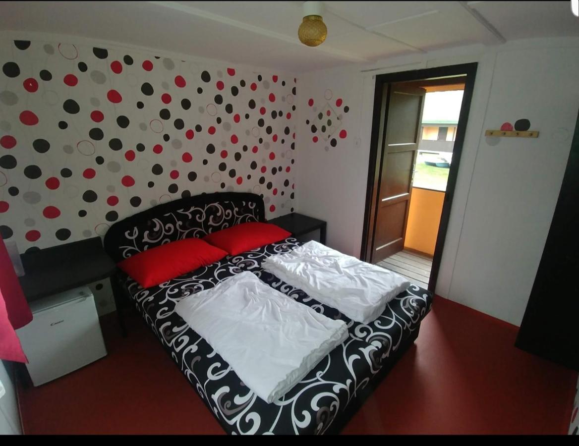 Křečovice Juniorcamp Nova Zivohost酒店 外观 照片